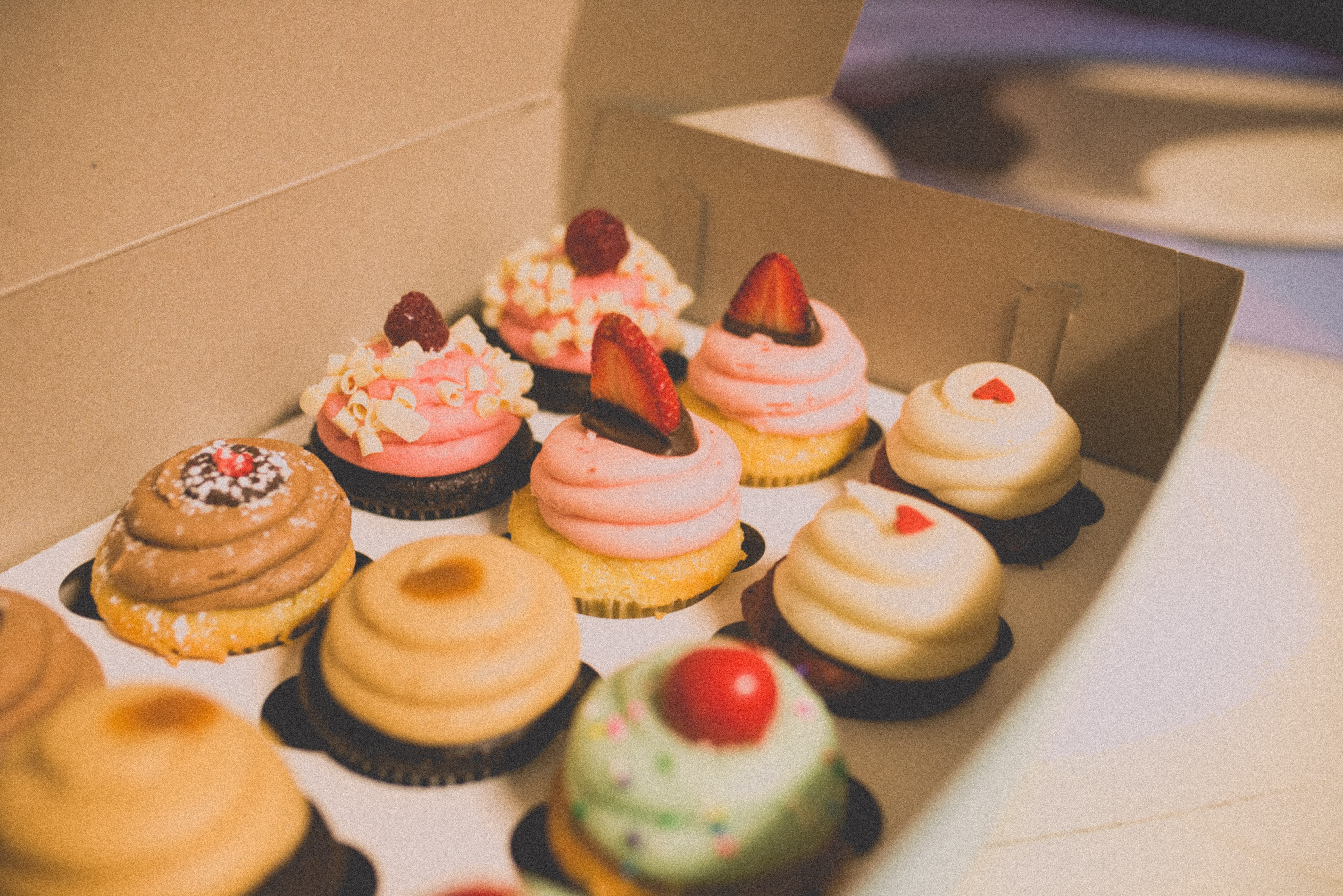 Treat Yourself 3 Tasty Cupcake Shops in Lincoln